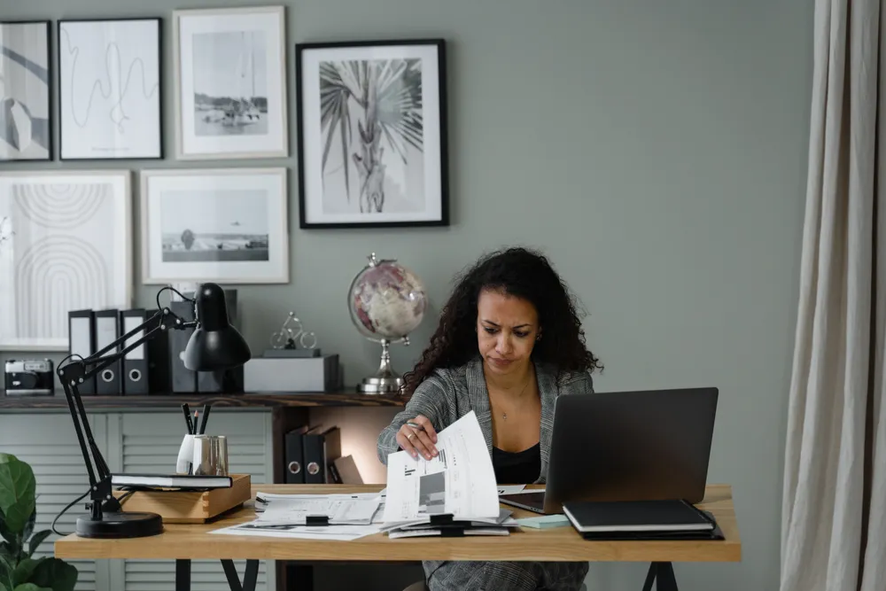 Estrategias para diferenciar tu despacho de administradores low cost